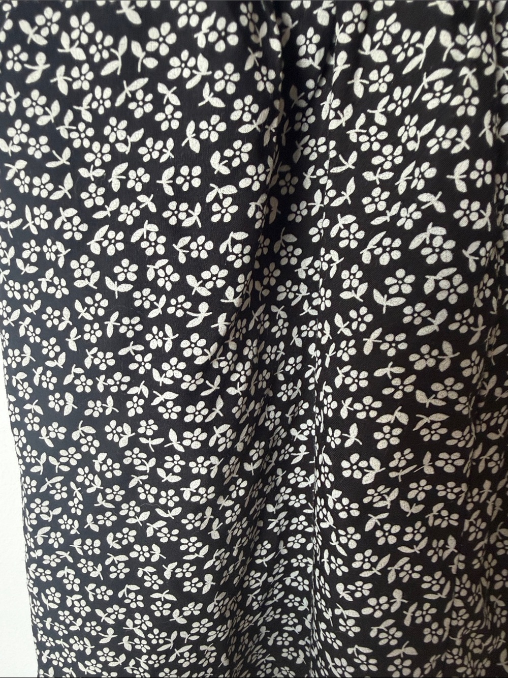 Madewell Black & White Ditsy Floral Smocked Wide-Leg Jumpsuit - Picture 4 of 6